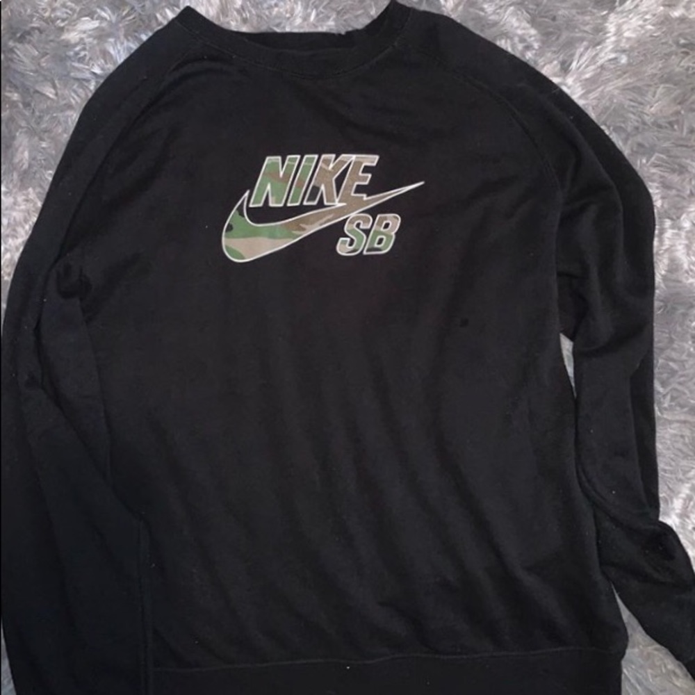 Nike Camo Sweatshirt